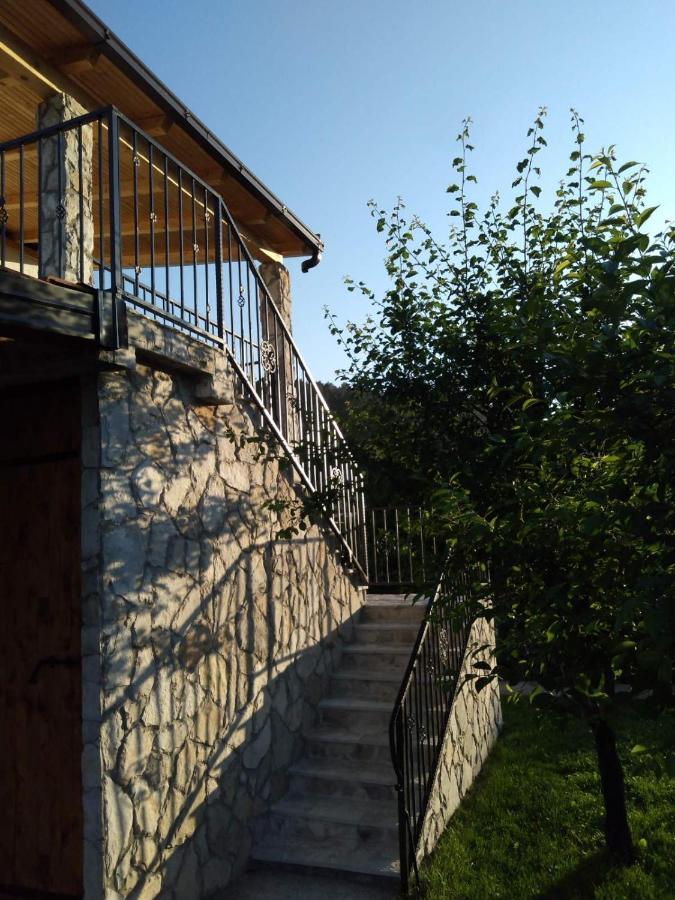 Vinarija "Delmo" Apartments Требинє Екстер'єр фото