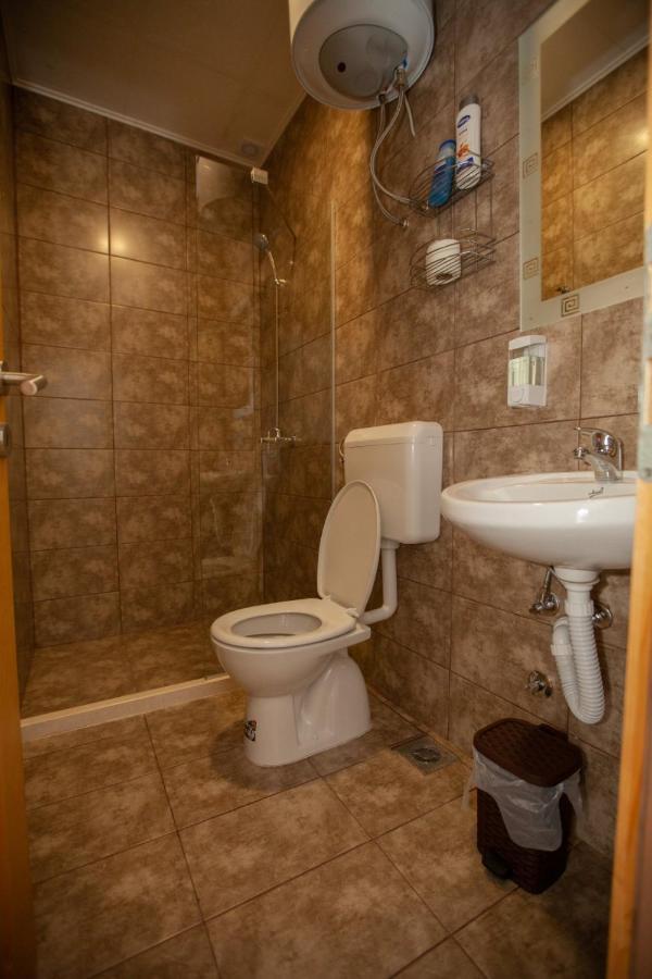 Vinarija "Delmo" Apartments Требинє Екстер'єр фото